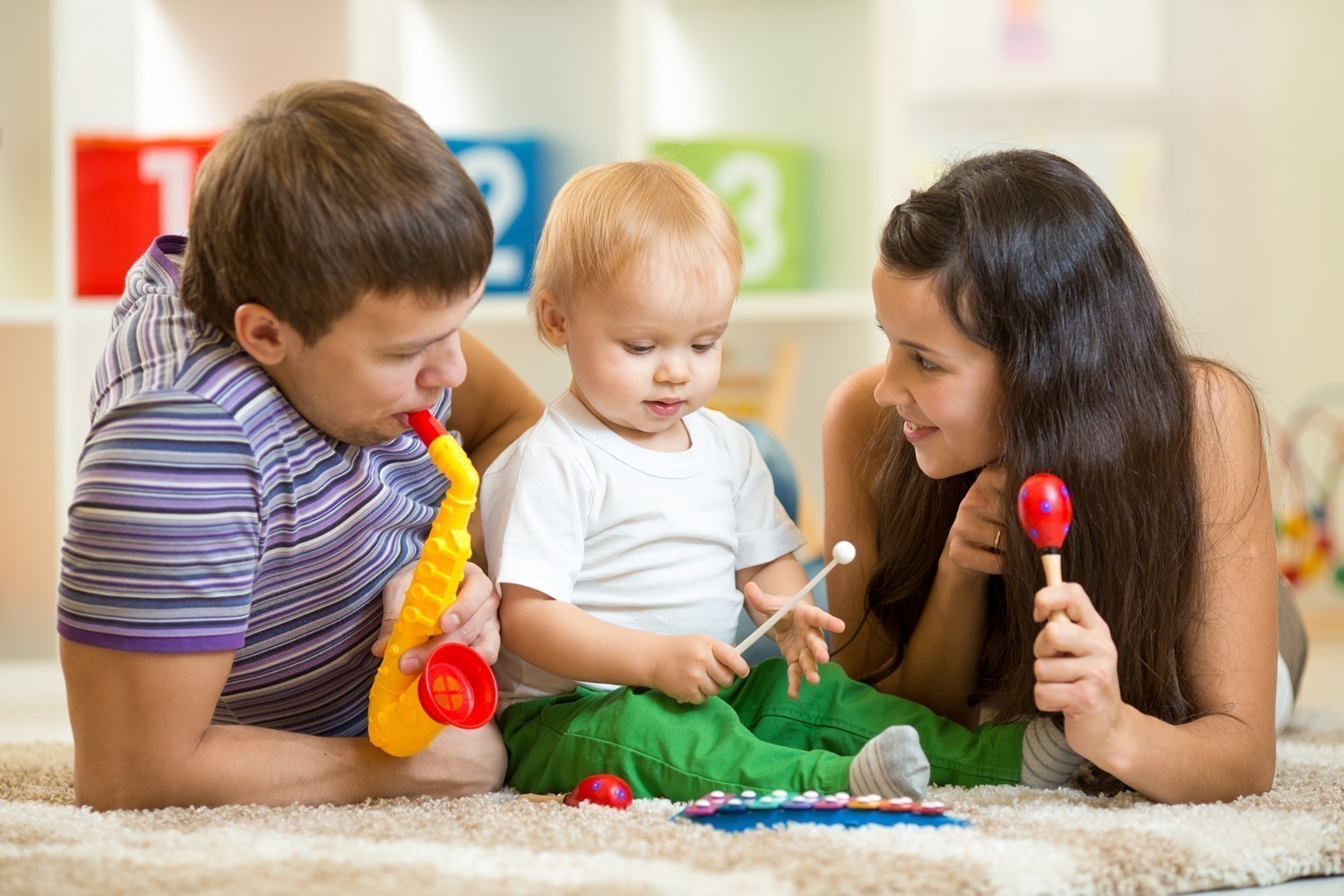 Brincadeiras com os sons: musicalização para os pequenos - Tempo de Creche